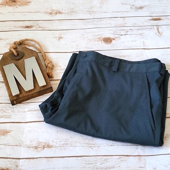 Nike Golf slate blue flat front button waist golf shorts with 11" inseam - Picture 1 of 11